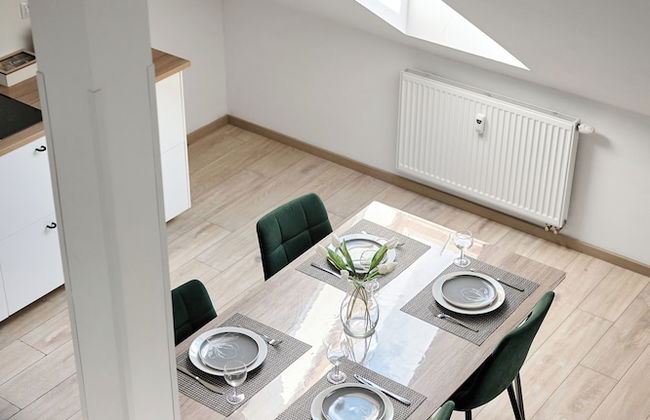 Honest SMICHOV - Foto 42