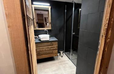 Gite Roche Des Ducs avec Piscine toute l'année, Spa, Sauna, Hammam - Foto 51