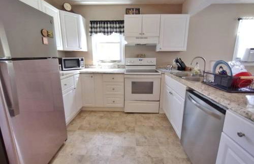 Backwoods Guesthouse Near VIR - Foto 15