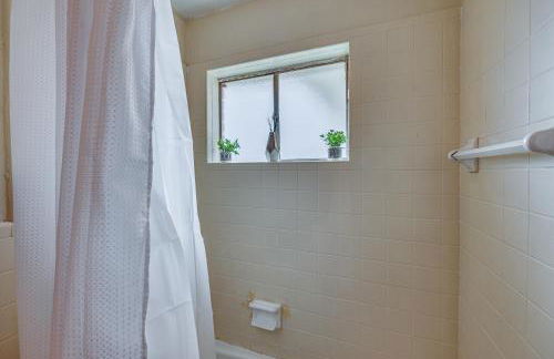 Easy University Access! Charming Home in Grambling - Foto 16