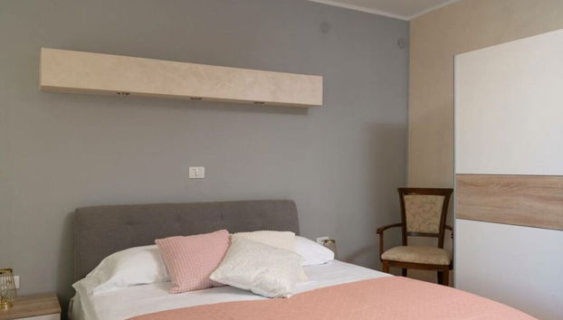 Donatella -apt 1- 10m van het Strand - Foto 4, Habitación