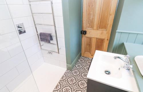 West House - Photo 48