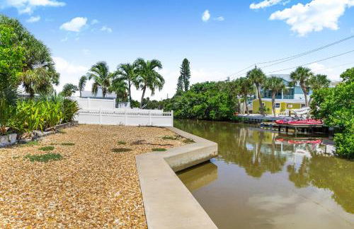 Island home in paradise - Photo 31