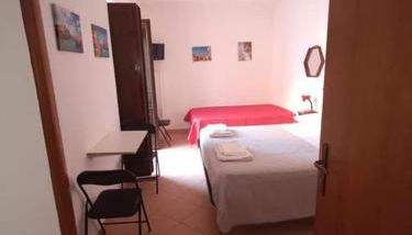 Desiree's Rooms - n 2 camere con bagno privato e balcone - Foto 2