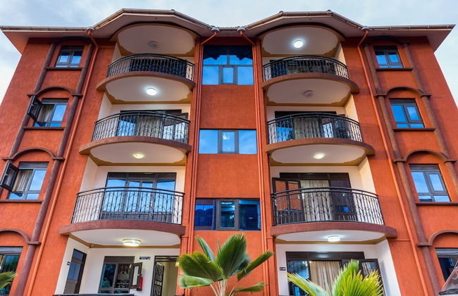 Blue Pearl Apartments - Photo 1