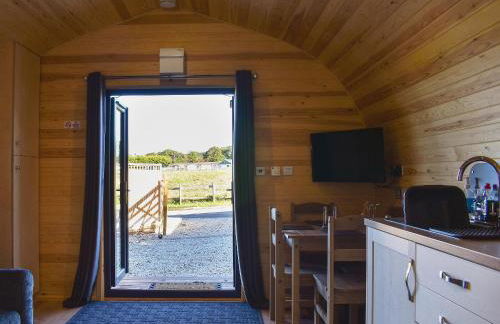 Dudsbury Lodge - Photo 3