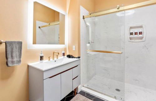 KING Sleep10 5Bed 4BR 2BA Swepson ICON - Foto 59