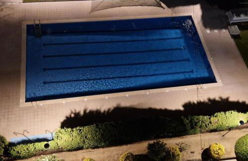 Apartamento con vistas al mar y montaña - Piscina - Foto 17