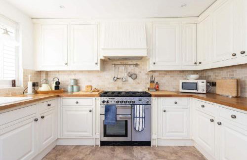 Sussex Escape for 8 with Hot Tub nr Goodwood - Foto 20