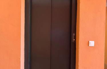 Ático con Vistas al Mar y con Piscina frente a Castillo Sohail - Photo 26