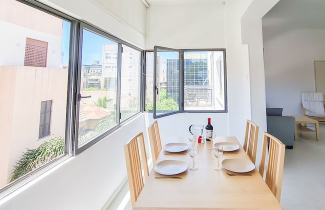 Modern Apt Rothschild Very Central TL7 - Photo 6