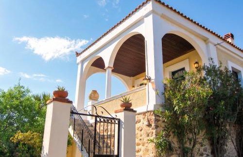 Picturesque Villa in Limnos + Enclosed Garden + Sea View - Foto 1