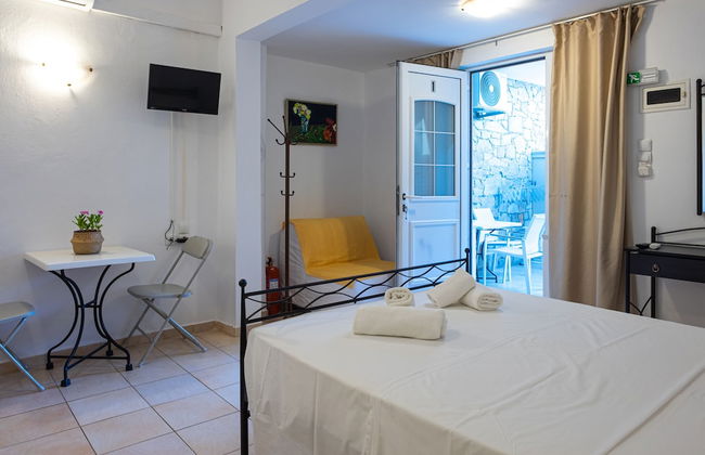 Hotel Polydoros - Photo 11