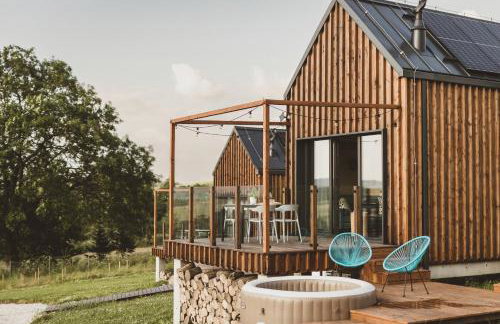 WymarzONE domki- z prywatnymi jacuzzi i kominkiem - Foto 1