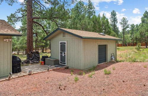 Secluded Mountain Cabin with Forest Views cabin - Foto 30