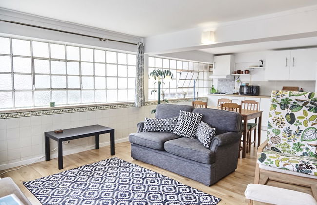 Two Bedroom Self Contained House - Photo 18