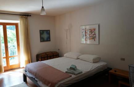 The Heritage Home - Photo 19