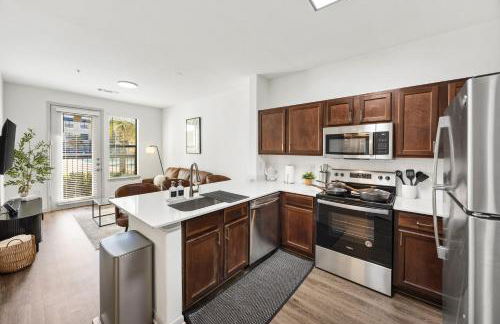 Softly Styled 1 King Sofa Bed Haven Frisco, TX - Foto 20