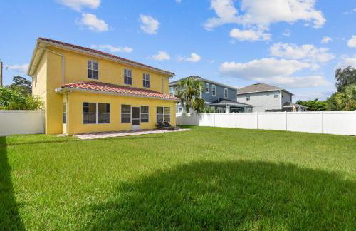 Tampa Private Large House, Game Room & Backyard - Sleeps 12, 4bdr, 3bth, Quiet Community, Near Everything in Tampa & St Pete - Foto 79