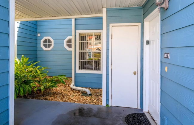 Villas at Island Club Community, Pools, Jacuzzi and More! - Photo 25