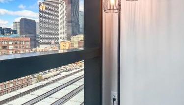 South Loop Rooftop With In & Out Parking 1 - Foto 2