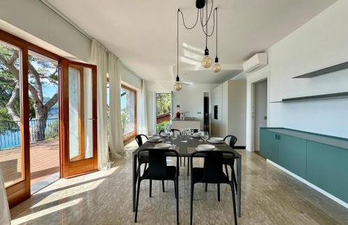 Modern and Elegant apartment with a spacious sea view terrace overlooking Palmaria Island Bright designer interiors Fully equipped Up to 6 guests Private parking Aircon All the comforts for a perfect stay - Foto 21