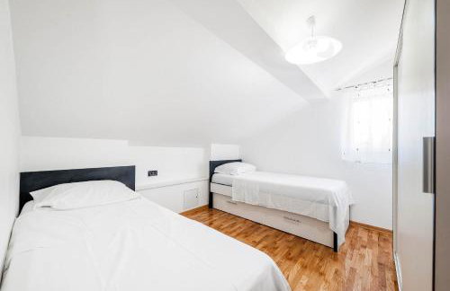 Apartment GRC Grebastica - Foto 27