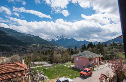 ΥΠΕΡΟΧΟ ΣΠΙΤΙ ΜΕ ΘΕΑ ΣΤΟ ΝΕΟ ΔΕΡΜΑΤΙ Karpenisi - Photo 12