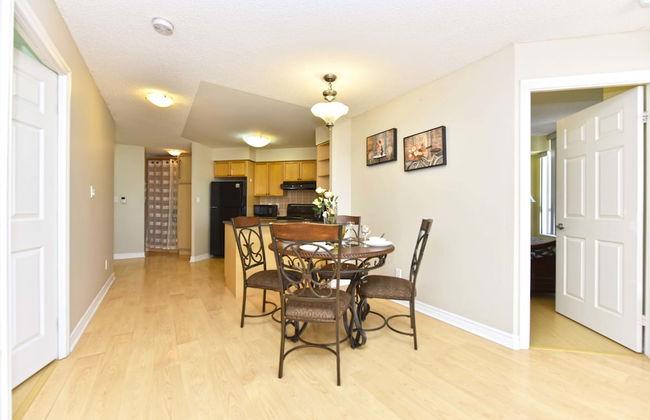 Sarkar Suites - 3888 Duke of York Blvd - Photo 19