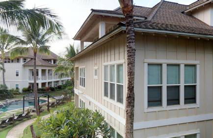 F211 Second Floor 3-bedroom Poolside Lanai - Foto 29