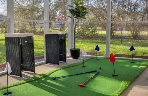 5min drive to AN Golf Club l Pet-Friendly l Big Backyard, BBQ & Fun Activities - Foto 1