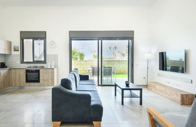 Achziv Beach Getaway with Balcony by Sea N Rent - Foto 11