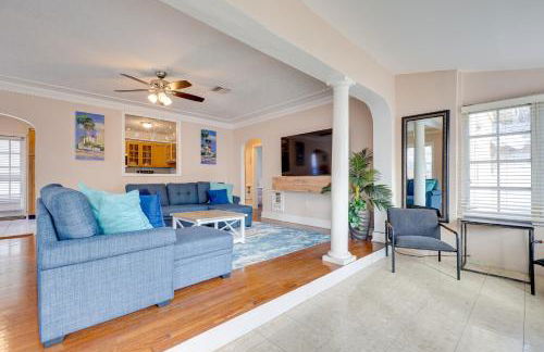 House with Shared Pool Access 4 Mi to Beaches! - Foto 6