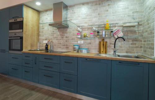 Two Bedroom Apartment with Terrace - Foto 11