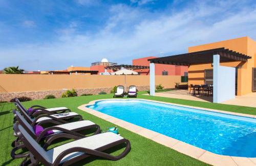 Villa con Piscina ,Vista Mar y campo de golf - Foto 5