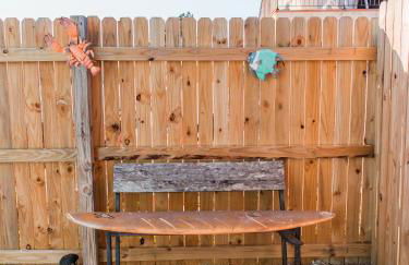 Lovely vacation home 1 block from beach & downtown Gulfport - Foto 24