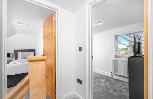 5 bedroom house Solihull 10 mins drive from BHX & NEC Private off road parking - Foto 31