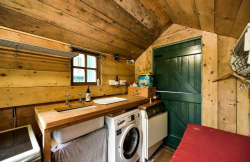 The Tabernacle, Design-led Converted Chapel with Hot Tub, Highland Perthshire - Foto 52