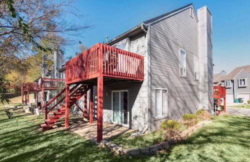 Townhouse in Lenexa by YDSH GuestMind - Foto 26