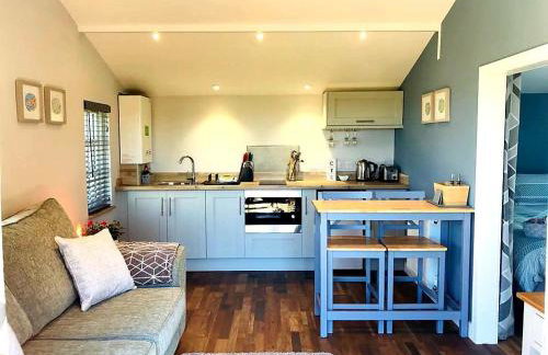 Honeysuckle Cabin - Photo 2