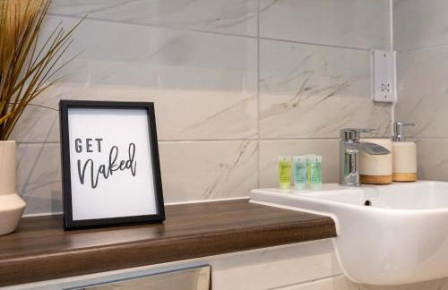 Rest&Recharge at Brookdale House (5 Bedrooms, 15mins to City Centre, Free Parking) - Foto 5