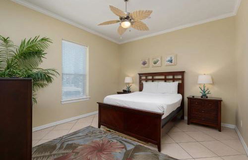 Beautiful 2 Bed 2 bath 1st Floor condo by beach with Pool - Foto 11