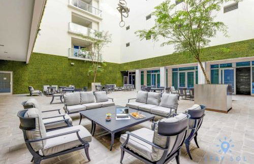 Beachfront Condo-ROOFTO POOL- 2 BEDROOMS 2 BR ! - Foto 50