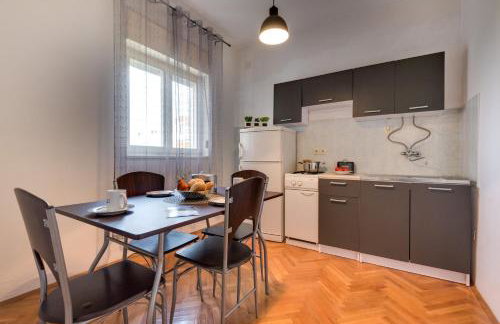 Cozy Apartment Stana in Grebastica - Foto 6