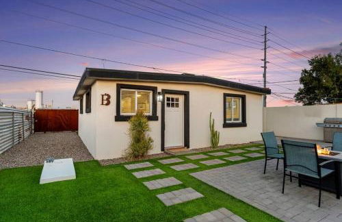 Featherlight Cottage with BBQ and Hot Tub in Downtown Phoenix - Foto 28