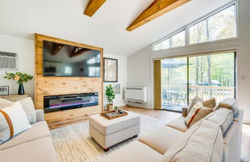 Deck and Community Perks Bright Pocono Lake Home! - Foto 6