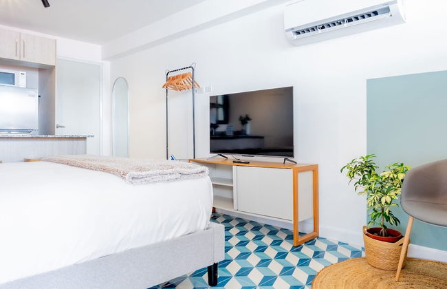 w Beautiful Loft in Santa Ana - Photo 7