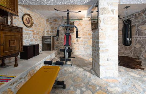 Four-Bedroom Holiday Home Lovinac With An Outdoor Swimming Pool 09 - Foto 6