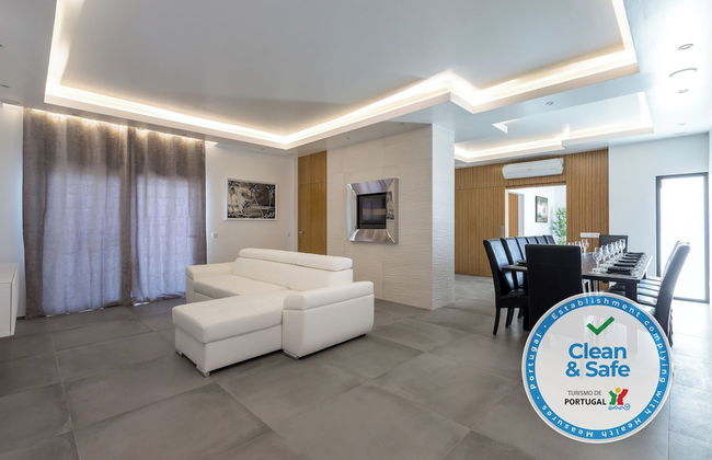 Luxury 47 - Deluxe Villa - Photo 43