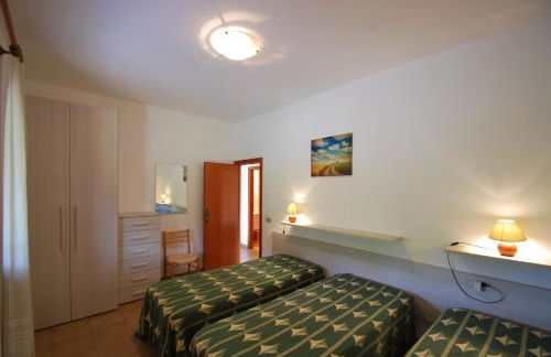 Graziosa Villetta di Naregno a 400 mt dal mare, bel giardino, posto auto e aria condizionata - Foto 17